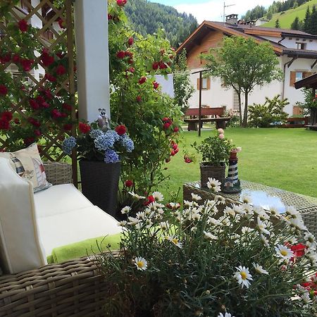 Apartments Vaiolet Santa Cristina Val Gardena Exterior foto